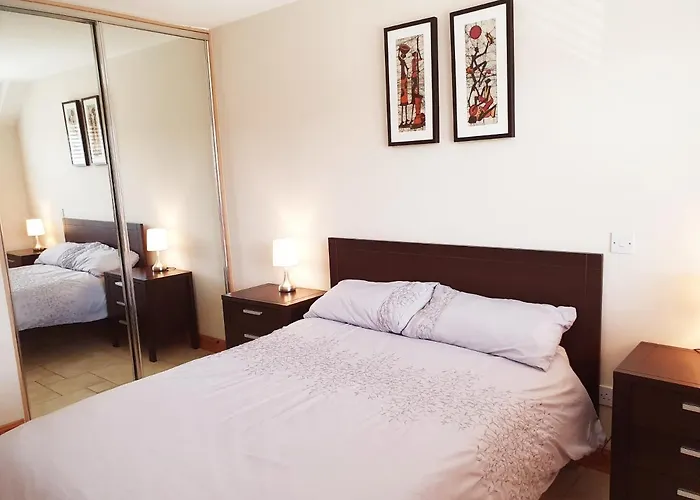 Apartment Seaview Apt In With Balcony